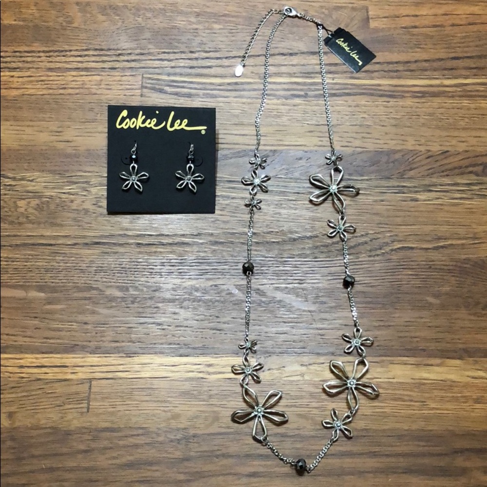 Cookie Lee Asymmetrical Bling Flower Set